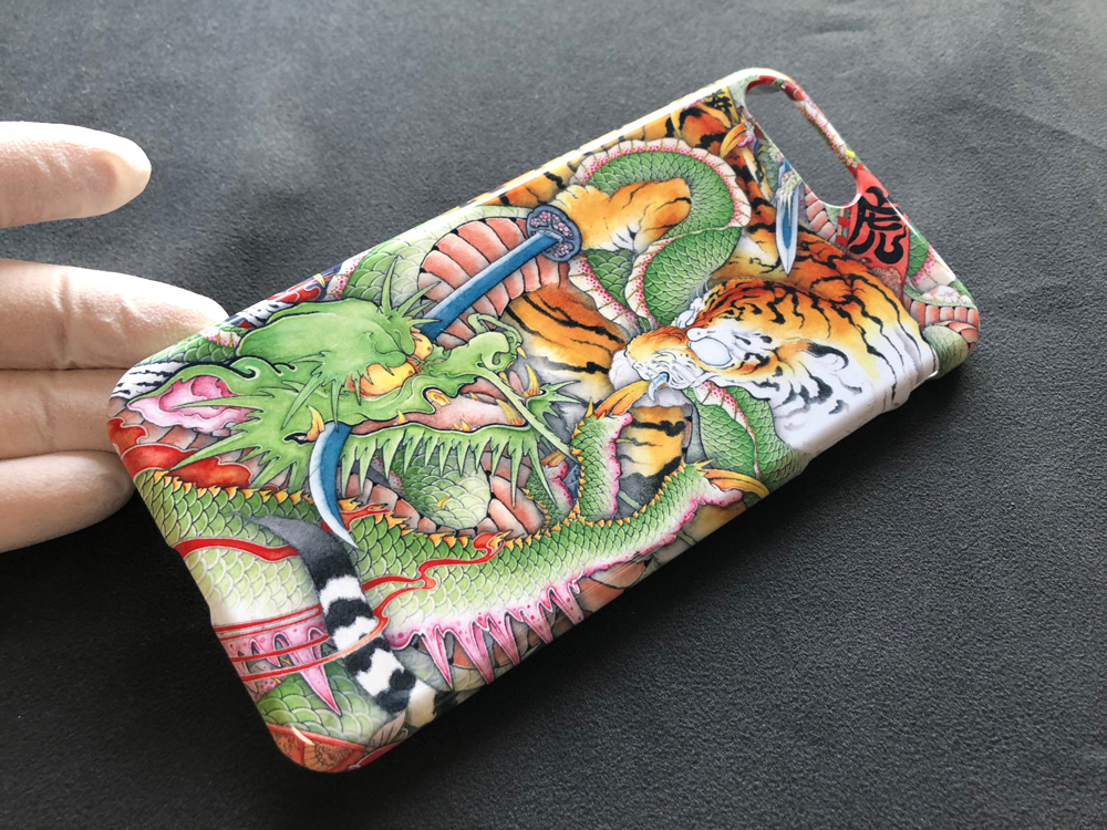 iPhone 8・iPhone 8plus case Tiger vs dragon 1